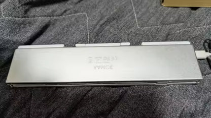 Teclado Bluetooth Plegable de Aluminio con Soporte Magnético | 3 Dispositivos | iOS, Android, Windows